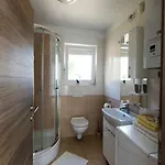 Appartement Sandra With Free Private Parking *