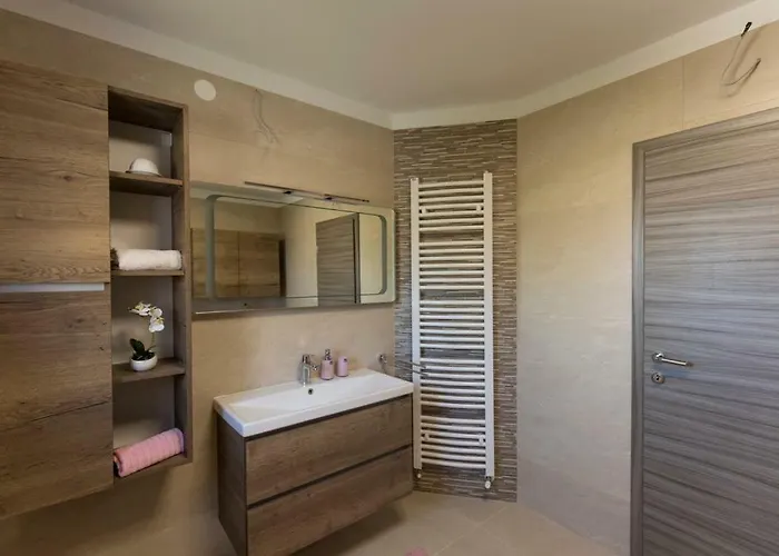 Apartman Sandra With Free Private Parking