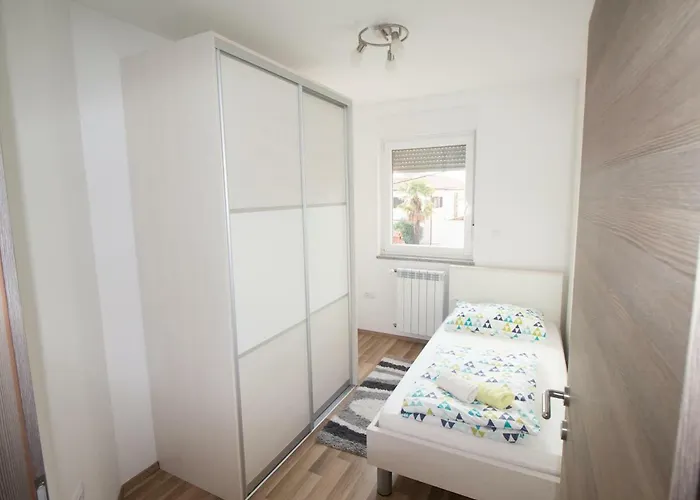Apartman Sandra With Free Private Parking Fiume