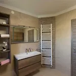 Apartament Sandra With Free Private Parking