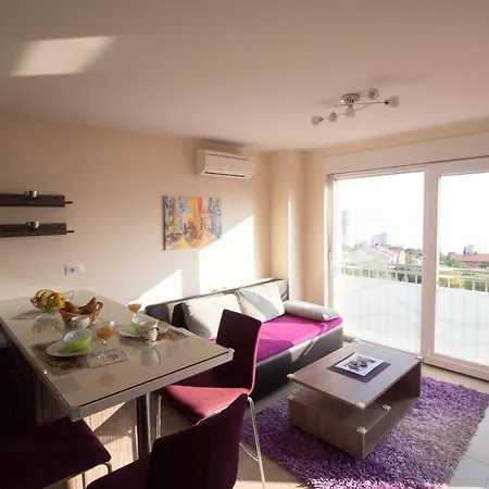 Apartment Sandra With Free Private Parking *