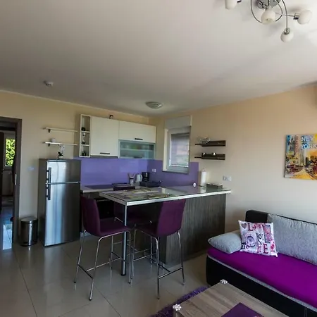 Sandra With Free Private Parking Apartment Rijeka