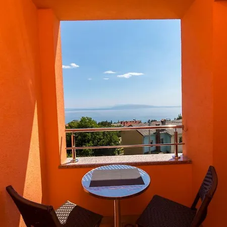 Sandra With Free Private Parking * Rijeka