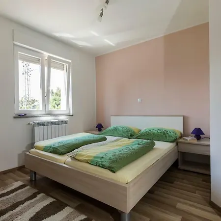 Sandra With Free Private Parking Apartment Rijeka