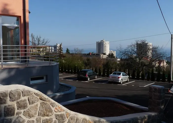 Sandra With Free Private Parking * Rijeka