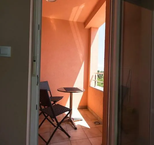 Apartament Sandra With Free Private Parking